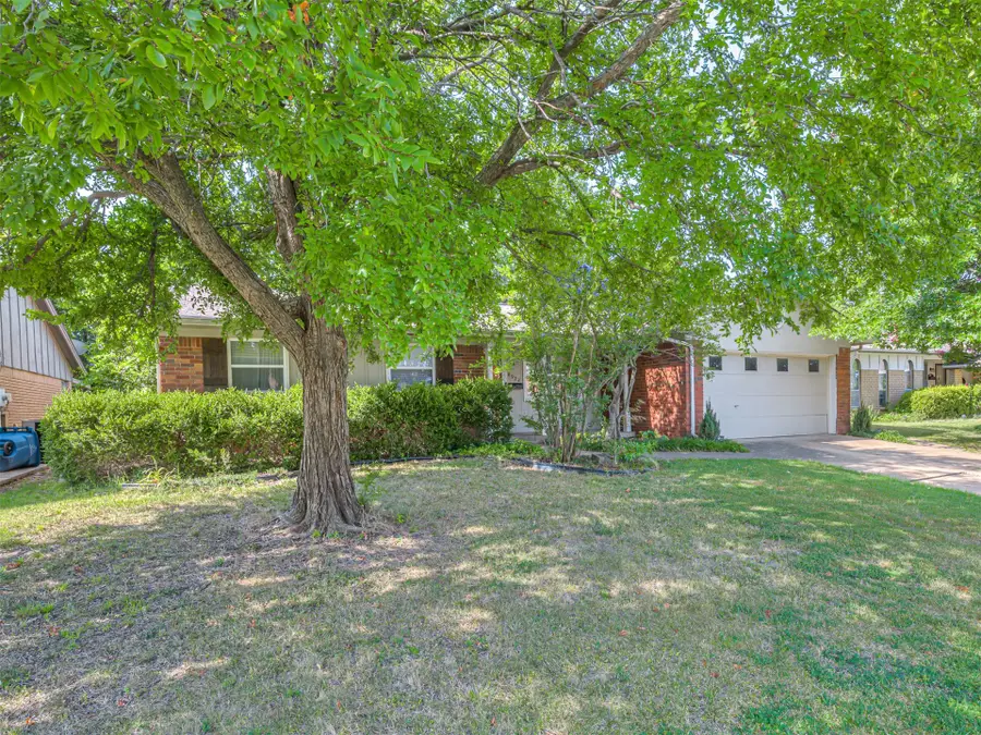 8922 E 49th Place, Tulsa, OK 74145 - #3