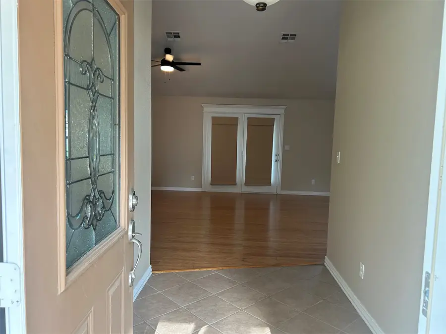 308 S Mary Avenue E, Wagoner, OK 74467 - #3