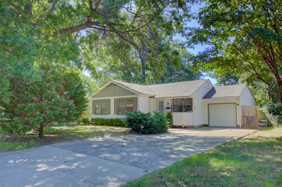 3922 E 34th Street, Tulsa, OK 74135 - #2