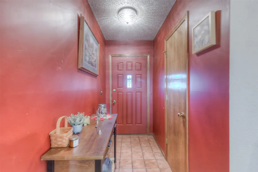 404 W 35th Place, Sand Springs, OK 74063 - #3
