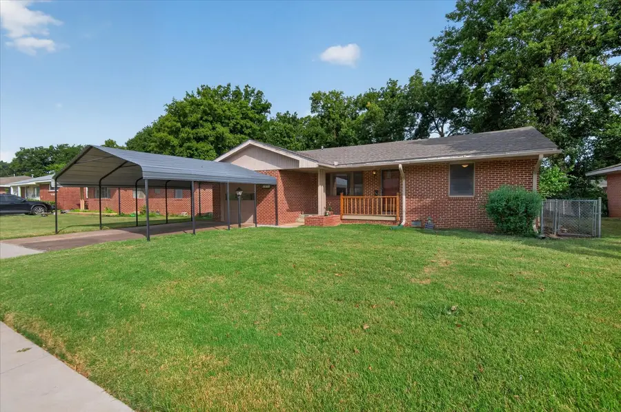 4216 Brookline Drive, Bartlesville, OK 74006 - #3