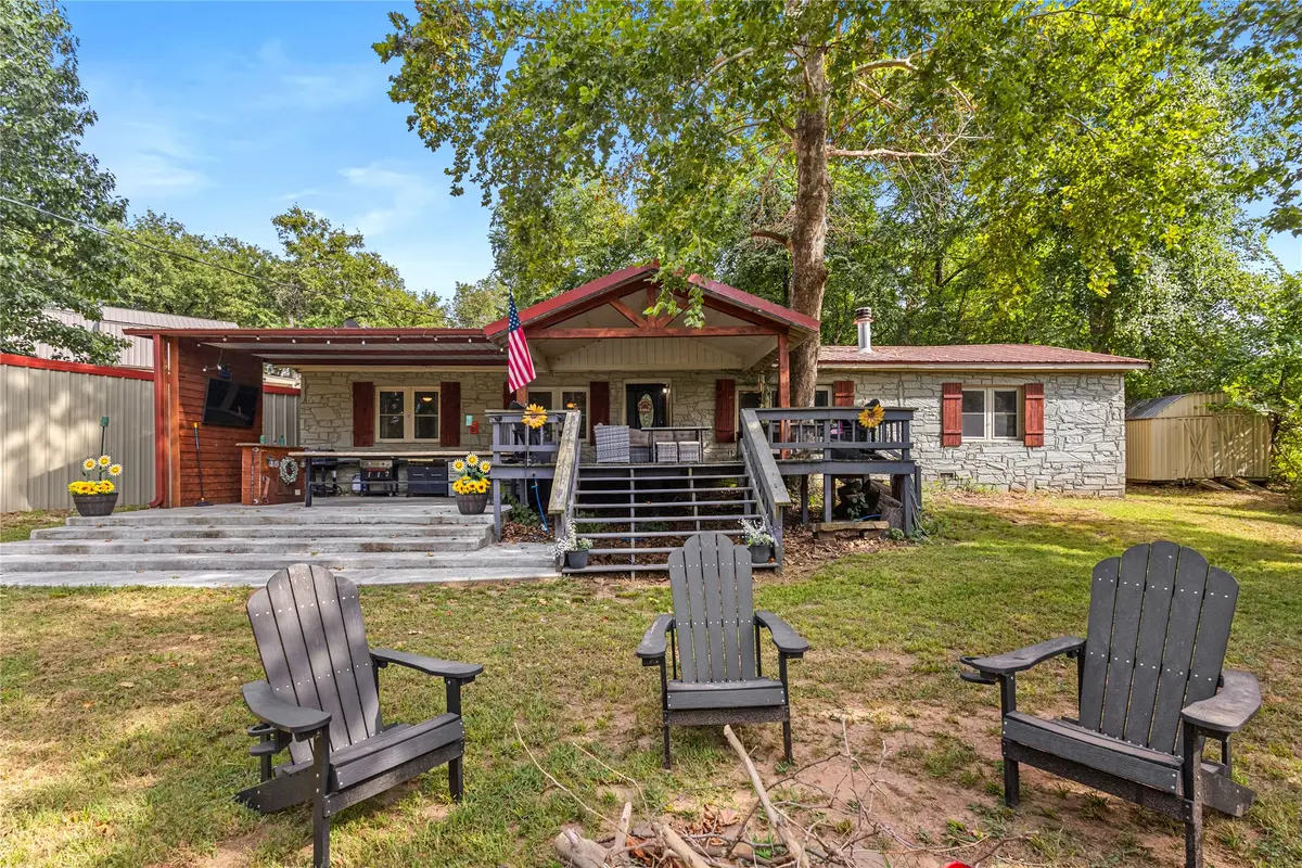 420676 E 1166 Road, Eufaula, OK 74432 - #1