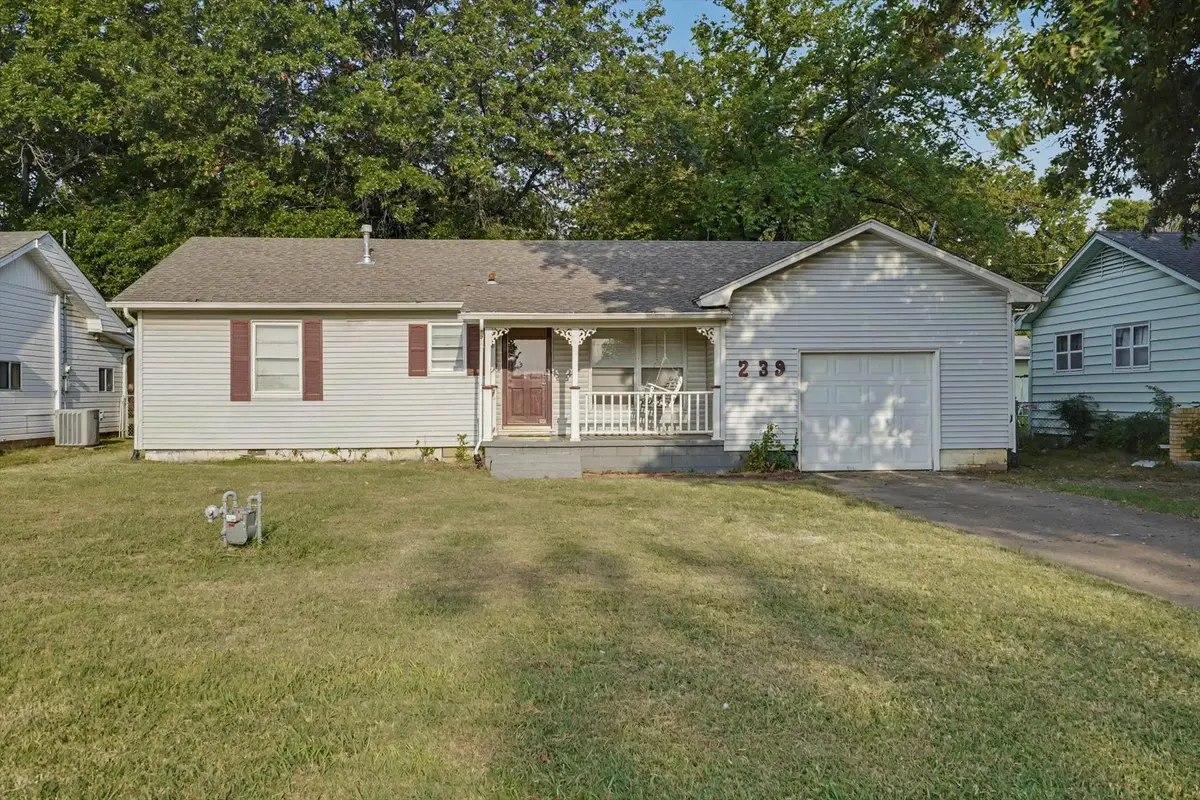 239 N Davis Avenue, Claremore, OK 74017 - #1