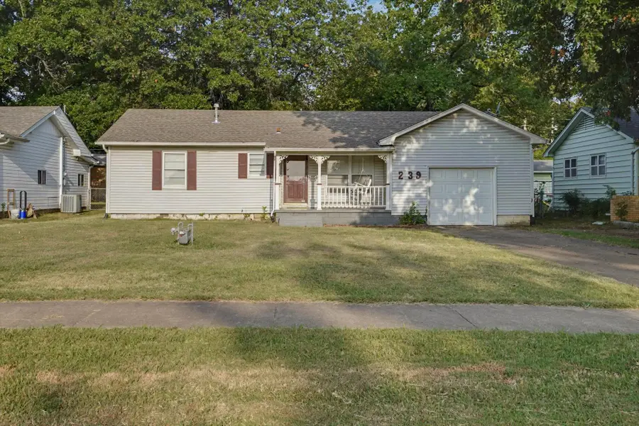 239 N Davis Avenue, Claremore, OK 74017 - #3