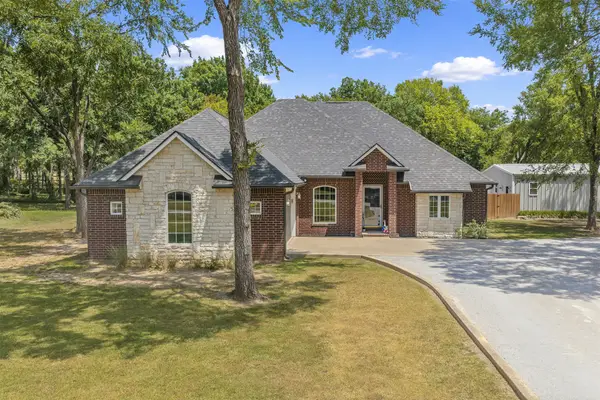 168 Cross Creek, Ardmore, OK 73401