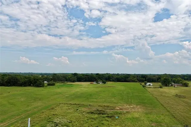 40 E 1180 Road, Eufaula, OK 74432 - #2