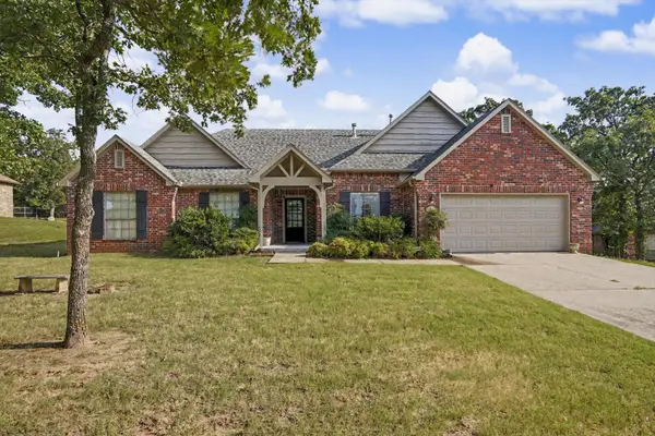 9279 Black Oak Lane, Sand Springs, OK 74063