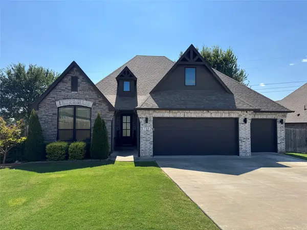702 N 86th Street, Broken Arrow, OK 74014