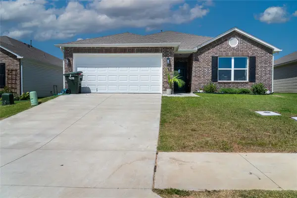2107 S Amarillo Drive, Claremore, OK 74019