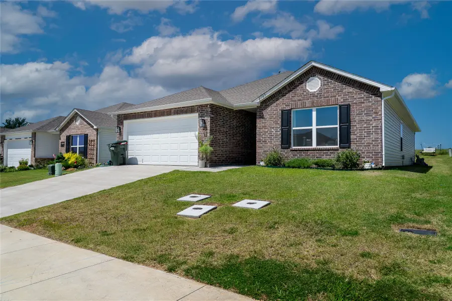 2107 S Amarillo Drive, Claremore, OK 74019 - #2
