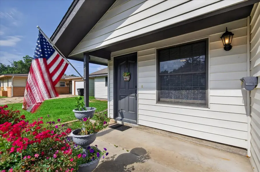 107 Mockingbird, Bartlesville, OK 74003 - #2