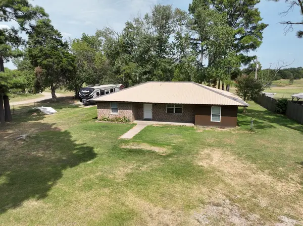 174 Hummingbird Circle, Colbert, OK 74733