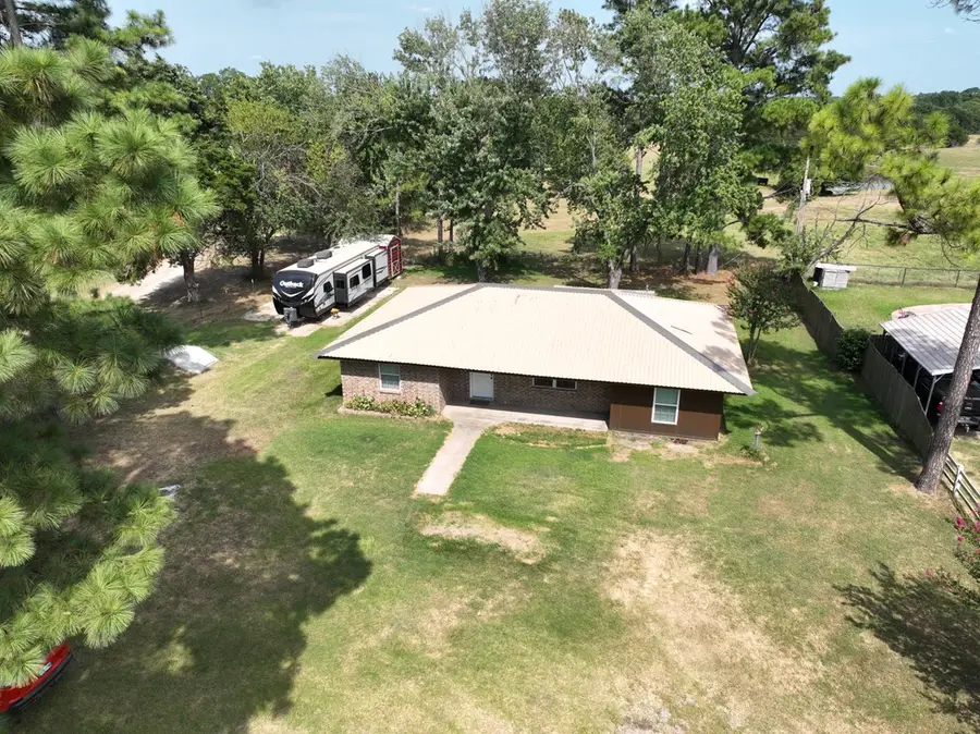 174 Hummingbird Circle, Colbert, OK 74733 - #3