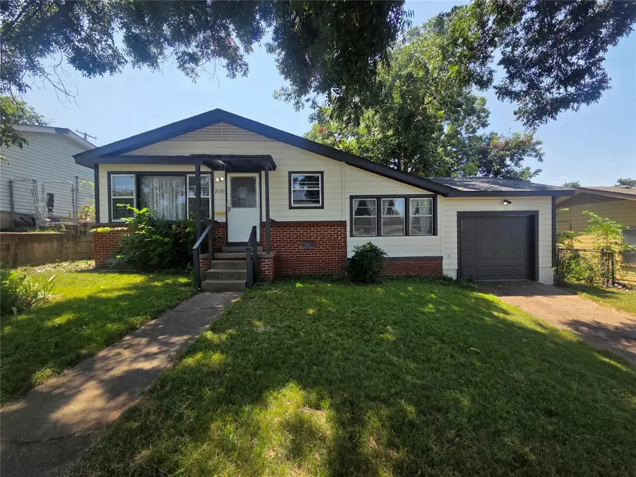 2020 W 46th Street, Tulsa, OK 74107 - #2