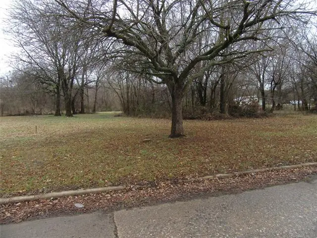 419 W Delaware, McAlester, OK 74501 - #1