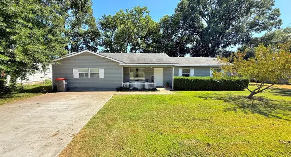 1518 80th Street Nw, Grove, OK 74344