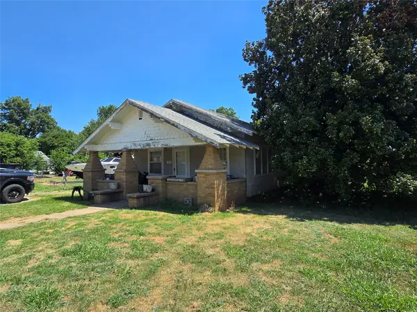 306 2nd Street, Fairfax, OK 74637