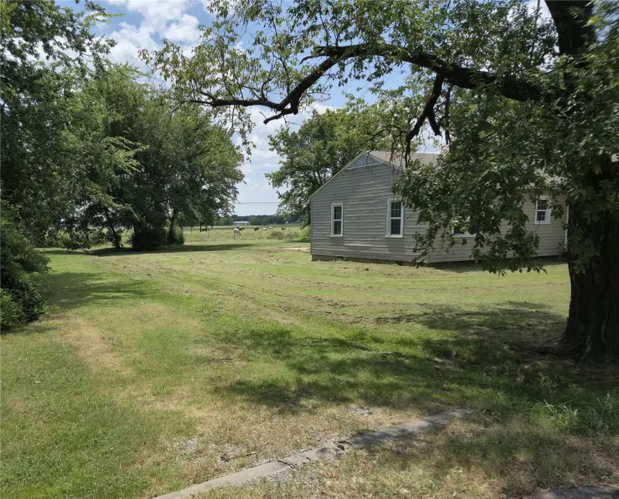 602 W Spruce Street N, Haskell, OK 74436 - #2