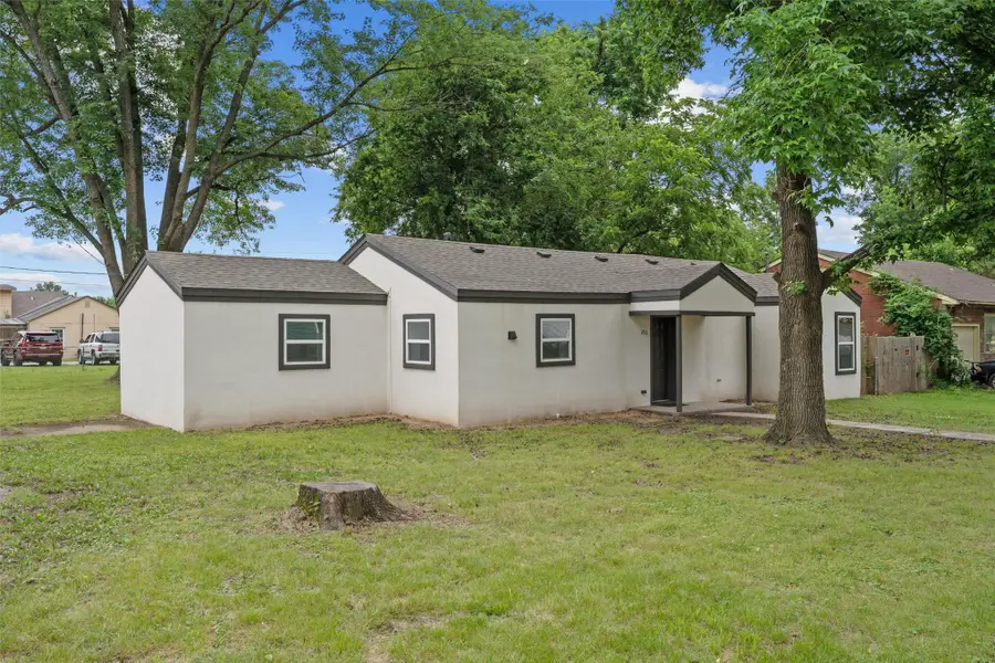 206 S Shawnee Avenue, Dewey, OK 74029 - #2