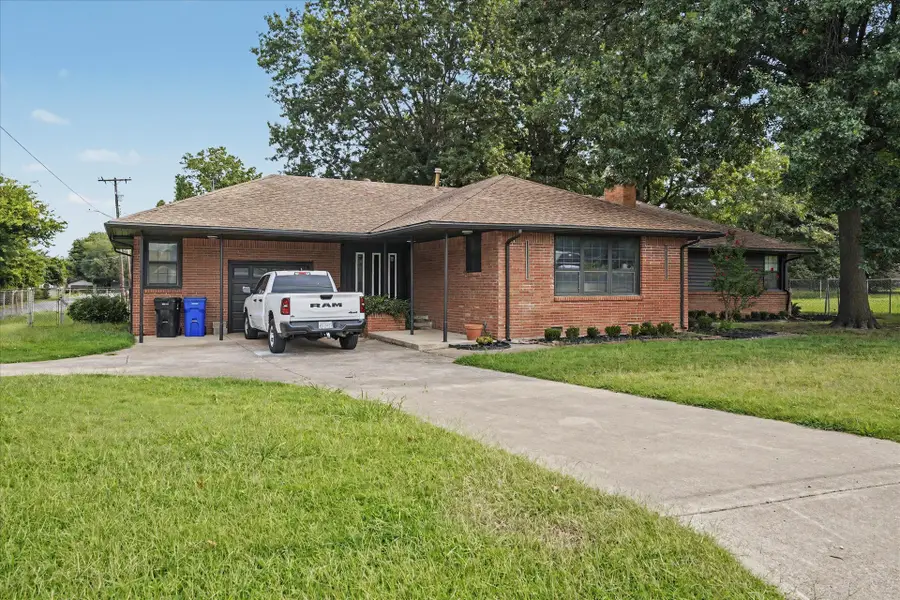 602 E Elgin Place, Broken Arrow, OK 74012 - #3