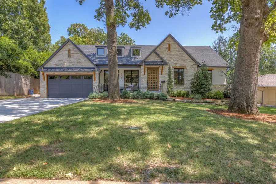 3215 S Troost Avenue, Tulsa, OK 74105 - #3