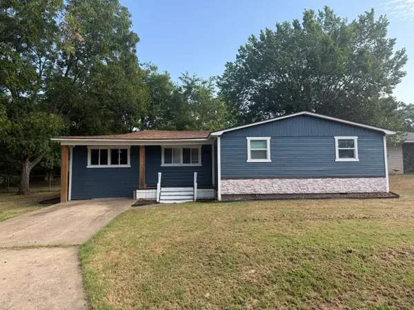1104 Waco, Durant, OK 74701