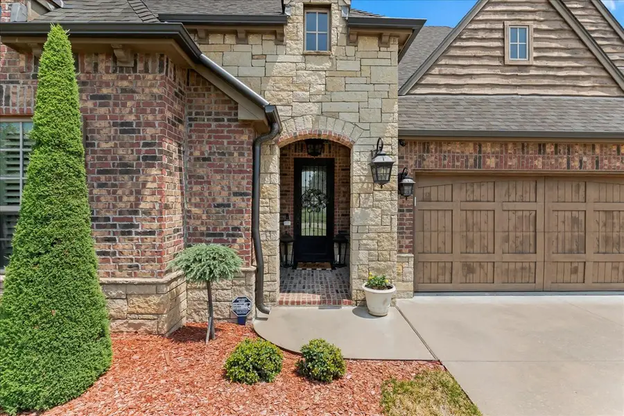 12205 S 105th Avenue E, Bixby, OK 74008 - #3