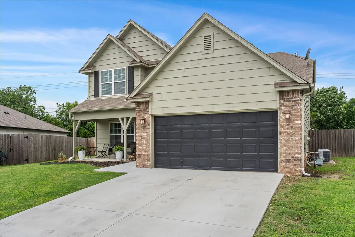 3002 Talbot Circle, Bartlesville, OK 74006 - #1
