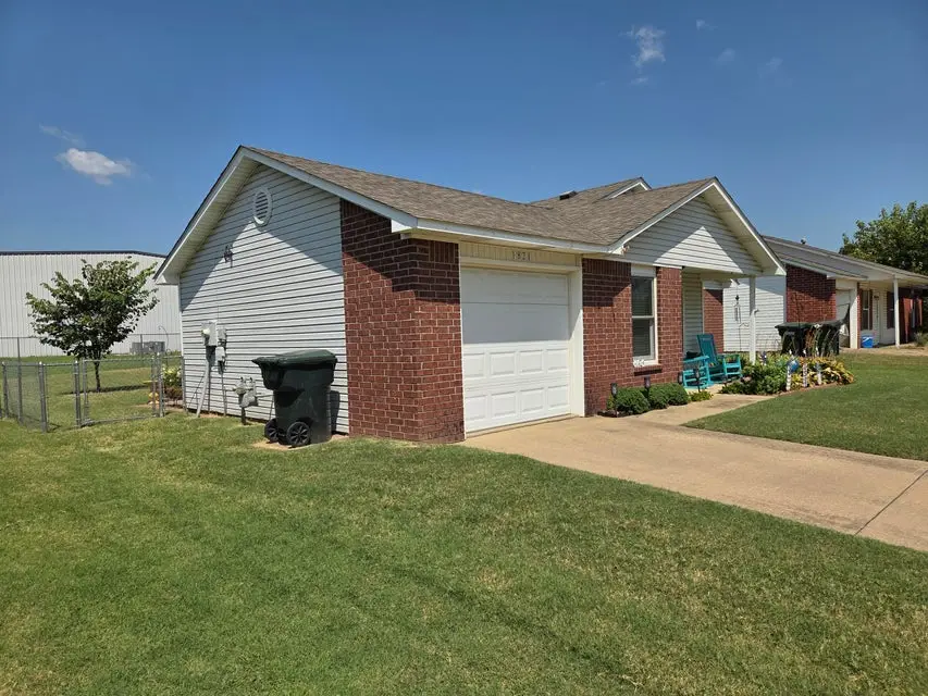 1821 Lexington Road, Claremore, OK 74017 - #3