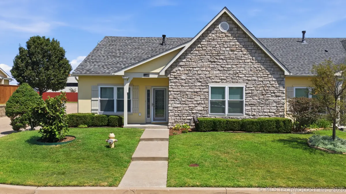 8401 E 74th Place, Tulsa, OK 74133 - #1