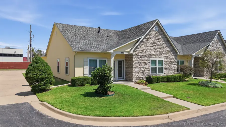 8401 E 74th Place, Tulsa, OK 74133 - #2