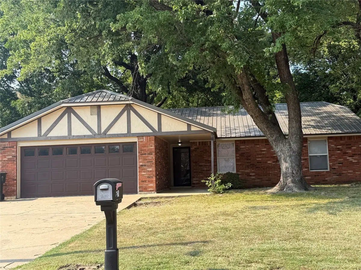 2000 Deer Run Circle, Muskogee, OK 74403 - #1