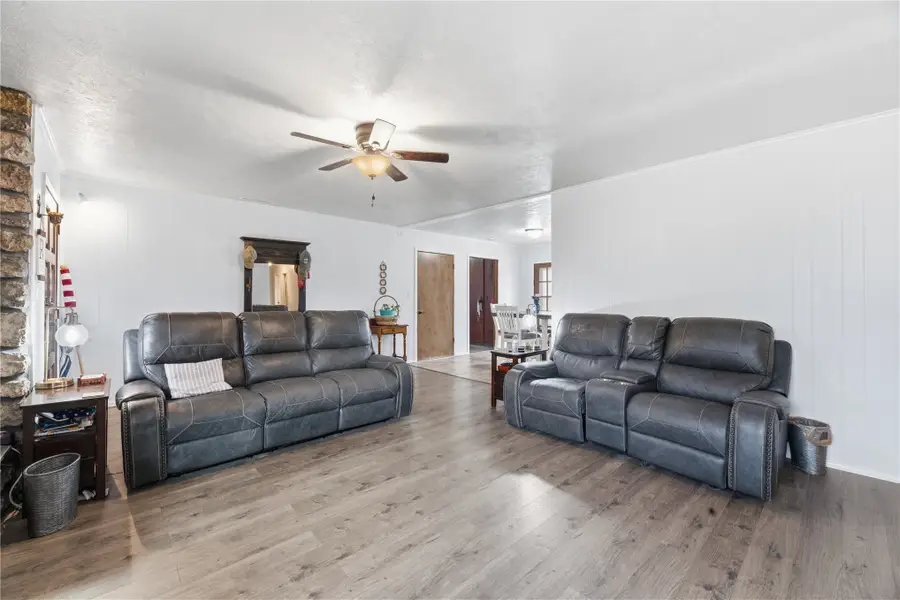 1101 Beech Street, Chelsea, OK 74016 - #3