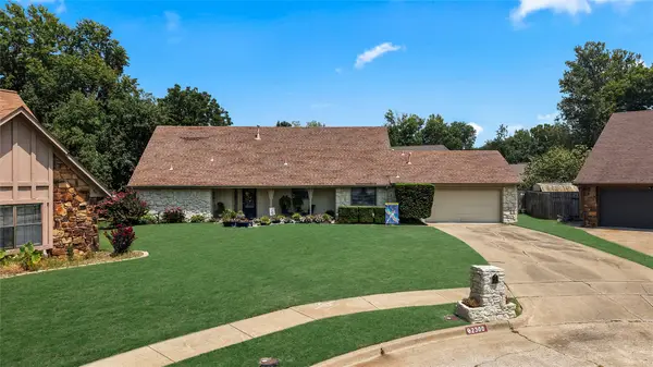 2300 W Nashville Court, Broken Arrow, OK 74012