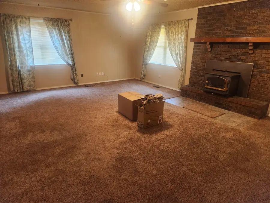 10120 S 353rd East Avenue, Coweta, OK 74429 - #2