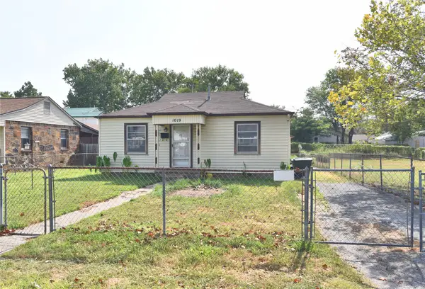 1019 N Wilson Avenue, Sand Springs, OK 74063