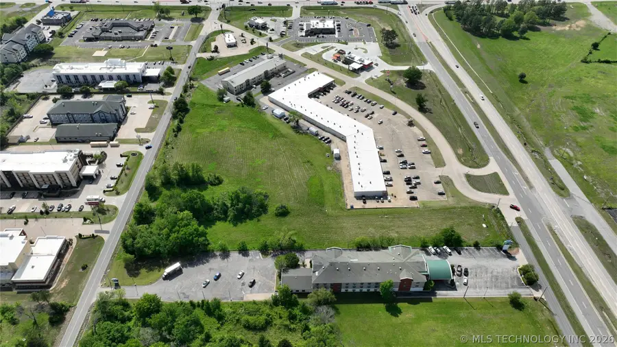 W Shawnee Bypass, Muskogee, OK 74401 - #3