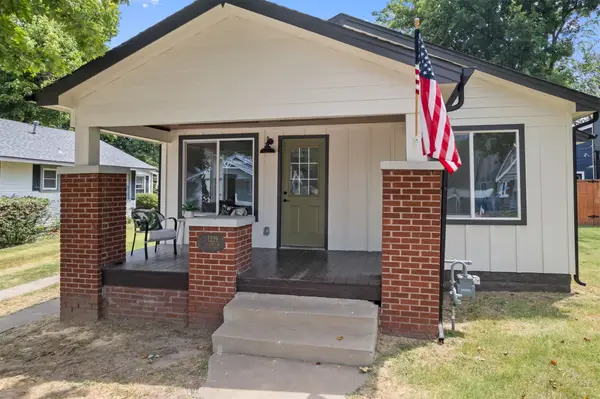 1229 S Lewis Place, Tulsa, OK 74104