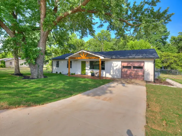 10401 Wolf Creek Drive, Grove, OK 74344