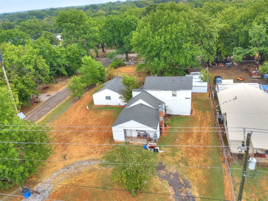 7415 N Trenton Avenue, Tulsa, OK 74126 - #2