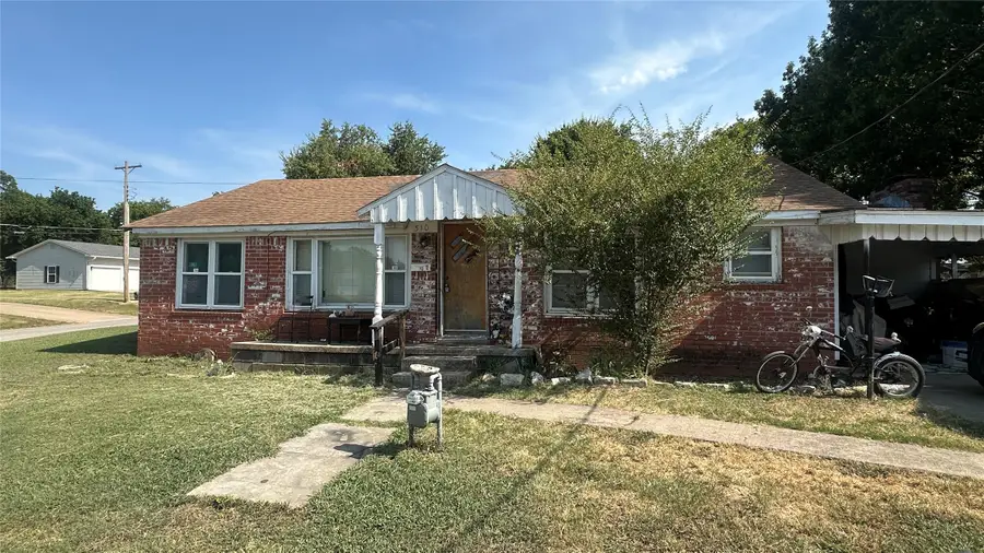 310 Adler Avenue, Davis, OK 73030 - #2