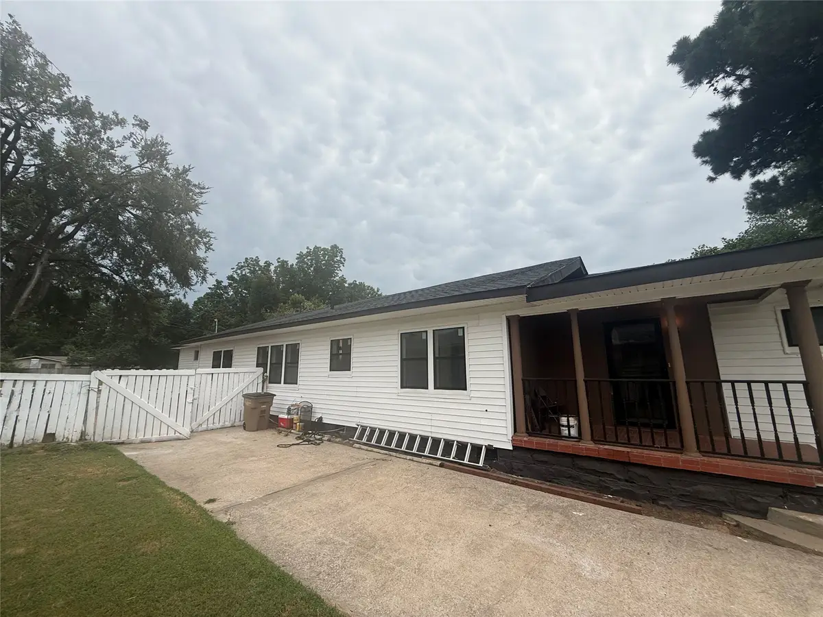1910 E 9th Street, Okmulgee, OK 74447 - #1