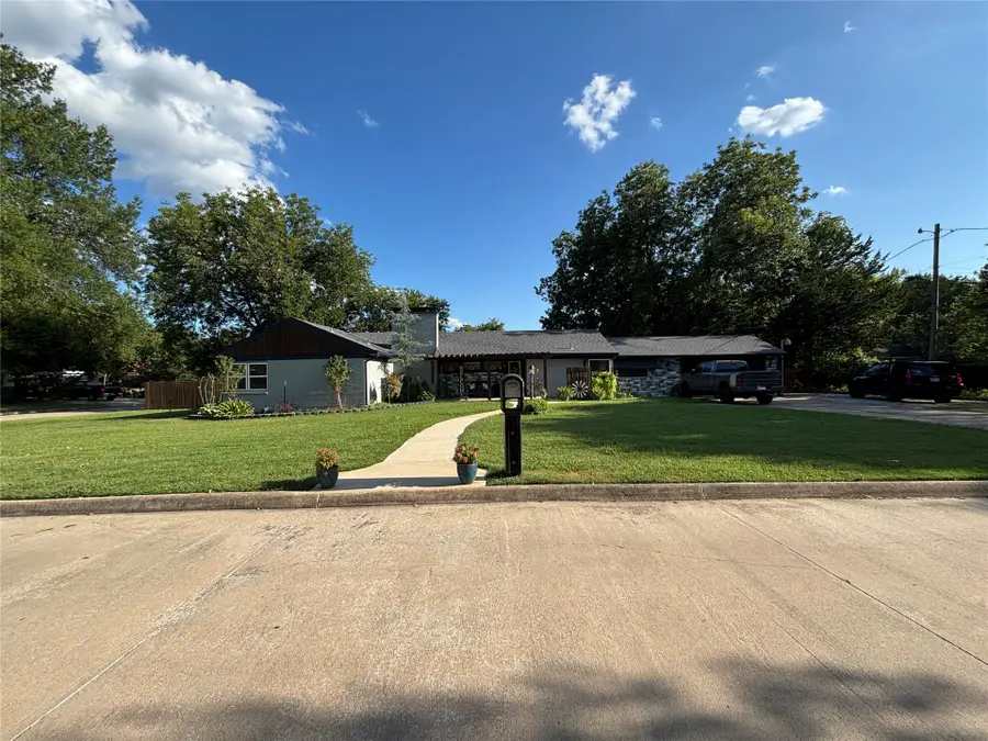 1800 6th Avenue Sw, Ardmore, OK 73401 - #2