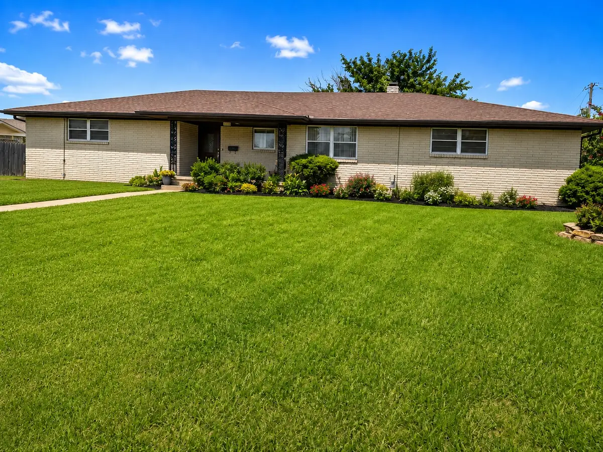 1908 Lakeview Drive, Sulphur, OK 73086 - #1