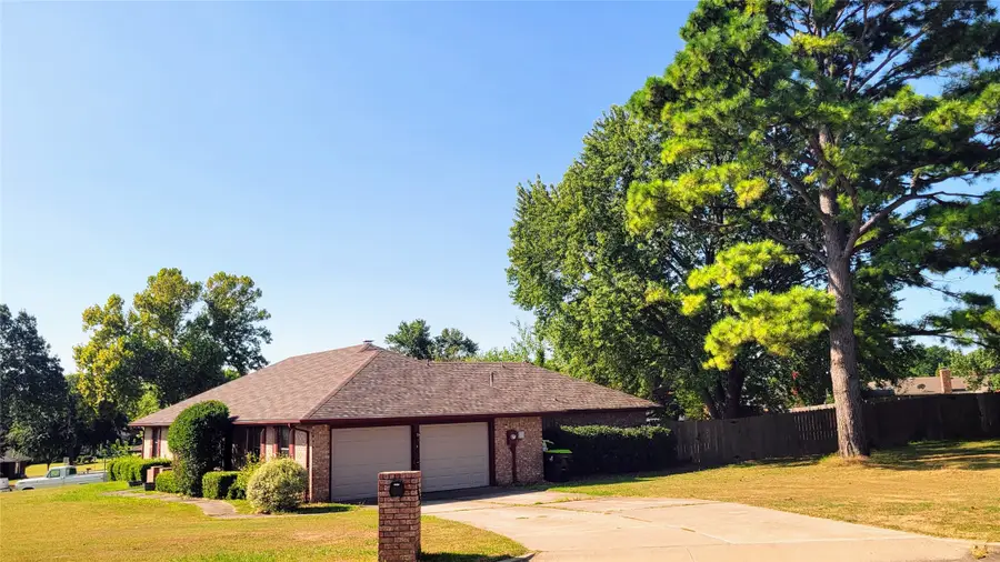 1405 Willow Brook, Ada, OK 74820 - #2
