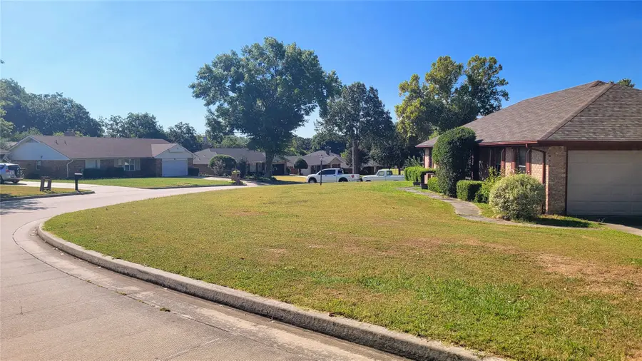 1405 Willow Brook, Ada, OK 74820 - #3