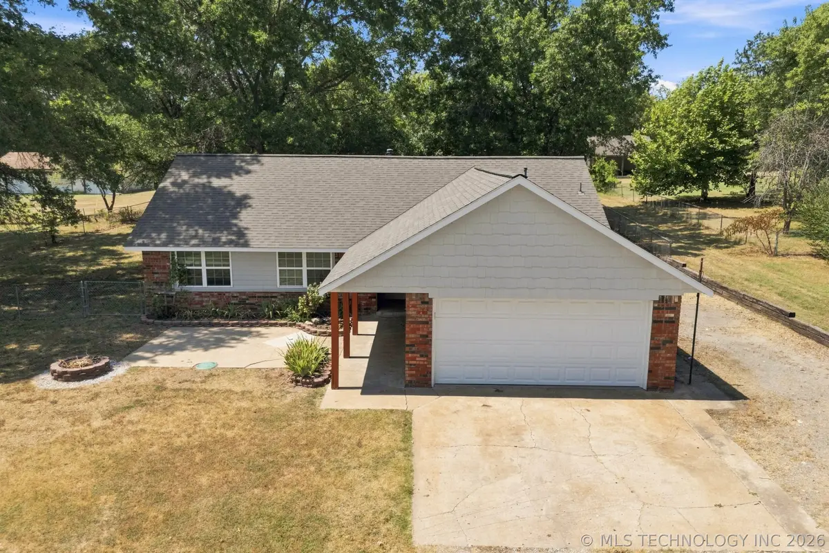 18136 S 4150 Road, Claremore, OK 74017 - #1