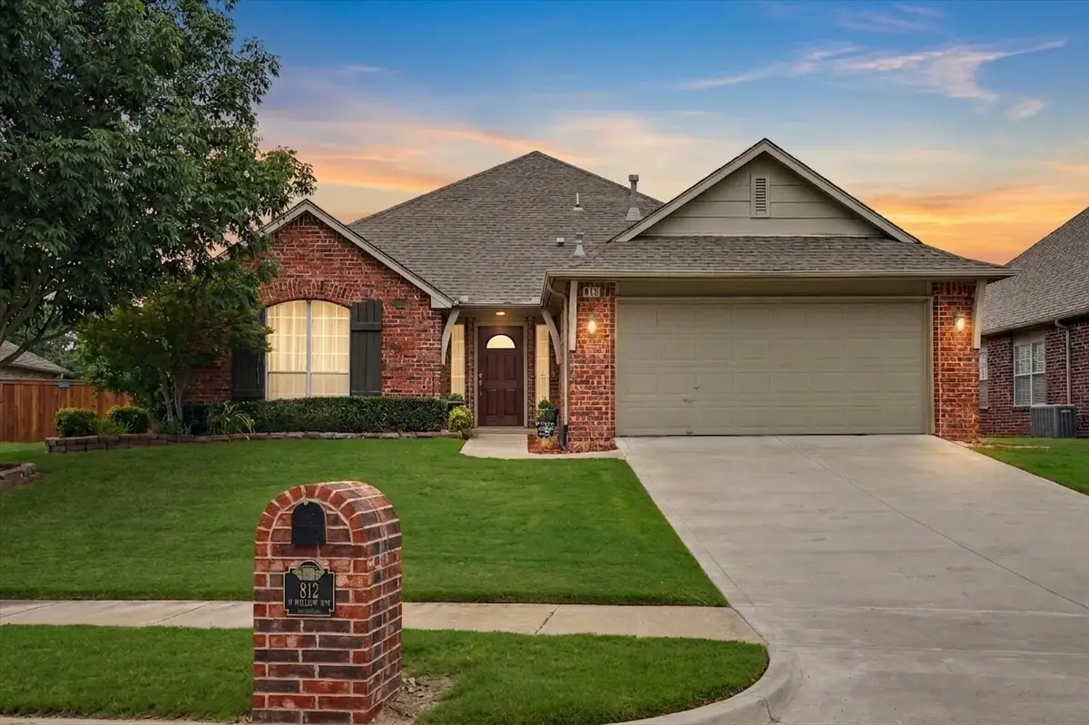812 N Willow Avenue, Broken Arrow, OK 74012 - #1