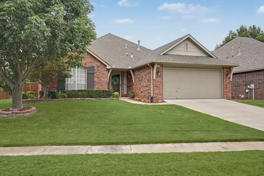 812 N Willow Avenue, Broken Arrow, OK 74012 - #3