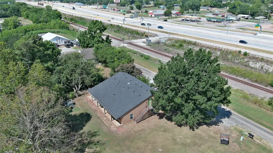 608 Beshears, Calera, OK 74730 - #2